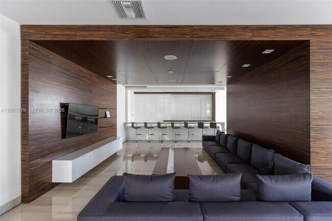 Building Photo - 1330 West Ave