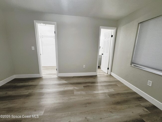 Building Photo - 2443 Kathi Kim St