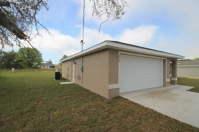 Building Photo - Gorgeous 3 Bedroom, 2 Bathroom Home in Ock...