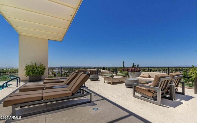 Building Photo - 208 W Portland St