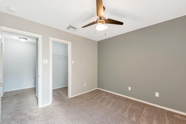Building Photo - 18 N Star Ridge Cir