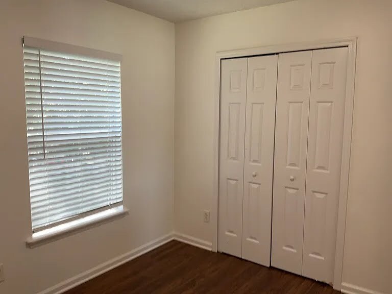 Building Photo - 10959 Darlington Oak Ct