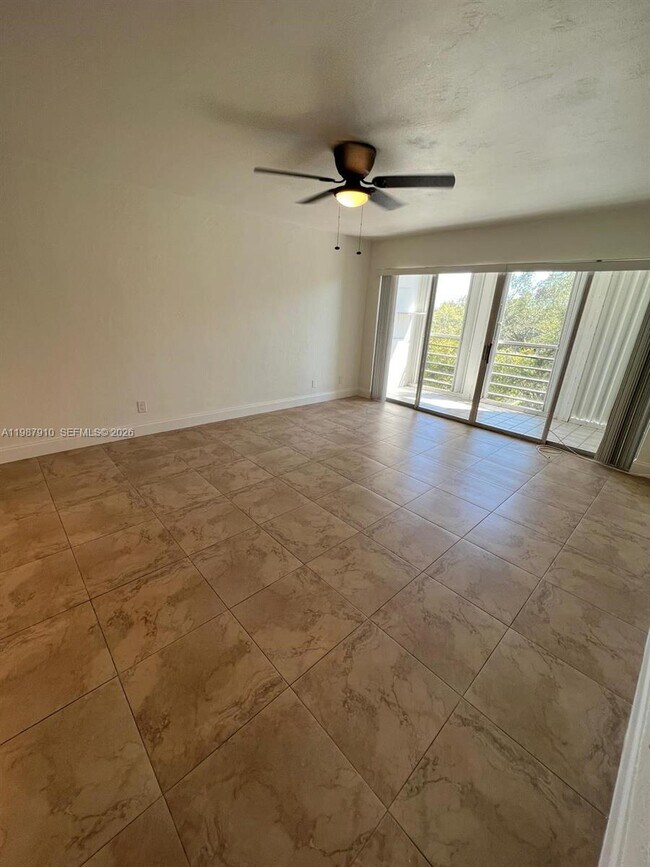 Building Photo - 1939 Jefferson St