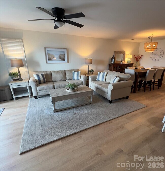 Building Photo - 18629 Vineyard Point Ln