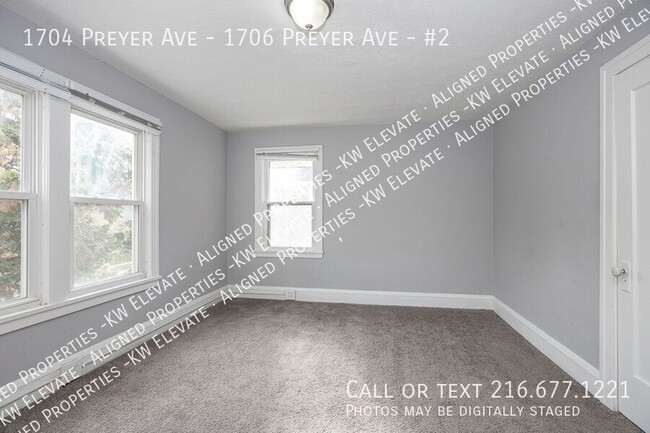 Building Photo - Charming 4 bed side by side duplex !