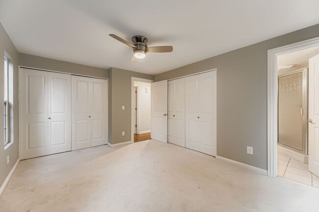 Building Photo - Amazing 3bed/2bath + Den Home with Attached Garage in Kirkland!