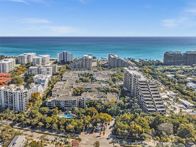 Building Photo - 101 Crandon Blvd