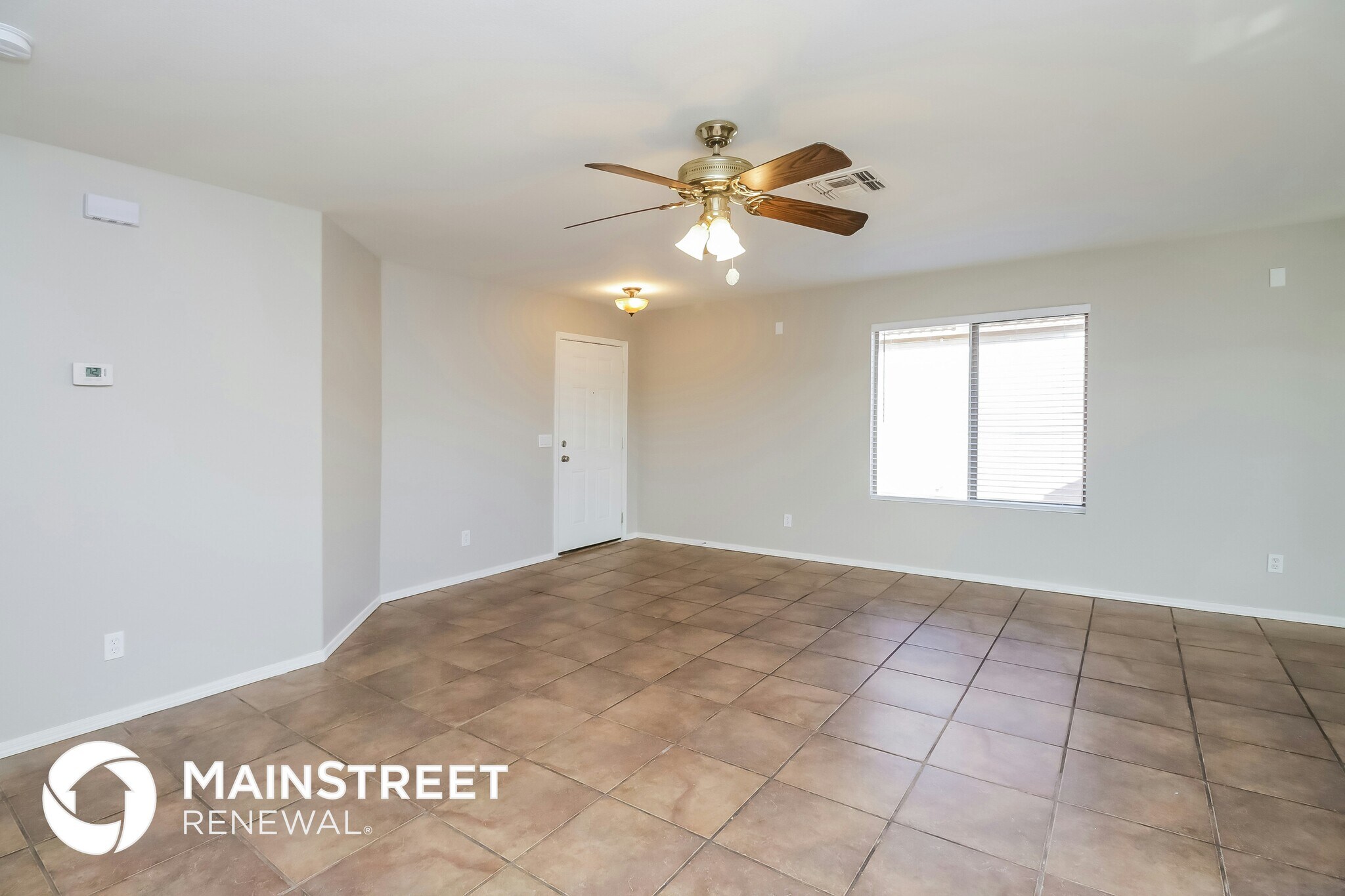 Building Photo - 8921 E Butternut Ave