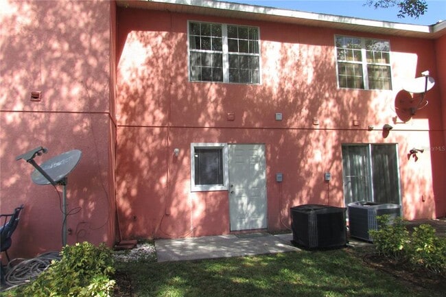 Building Photo - 261 Autumn Ln