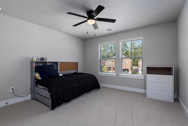 Building Photo - 17828 Hanson Ridge Dr