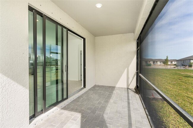 Building Photo - 1745 Saddlewood Cir