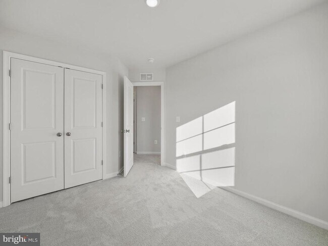Building Photo - 93 Cooperage Rd