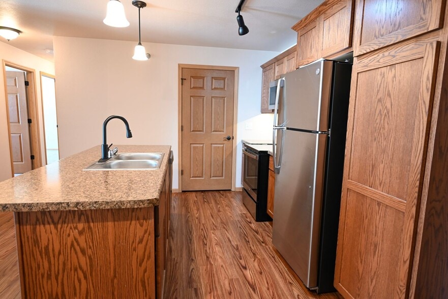 Interior Photo - Berry Pointe Luxury Apartments