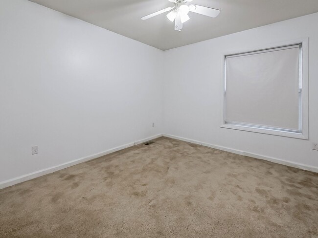 Building Photo - COMING SOON! Charming 3-Bedroom Home in the Heart of Pontiac