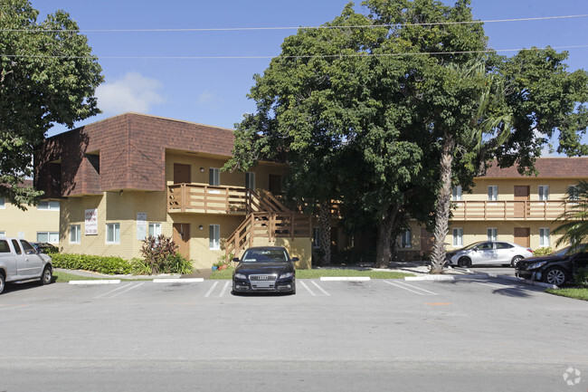 Building Photo - Avondale Gardens Apartments