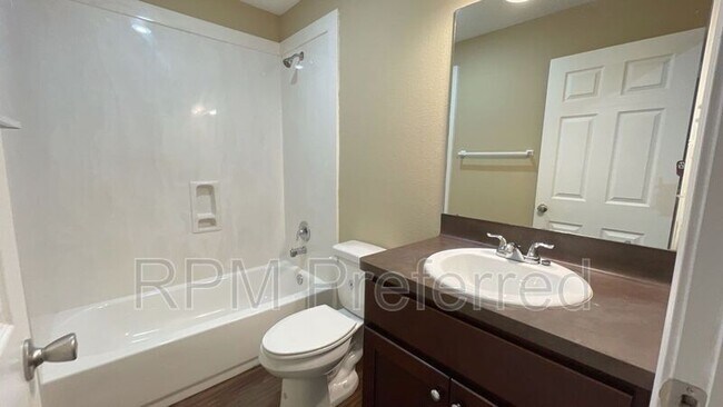 Building Photo - 8114 Record St