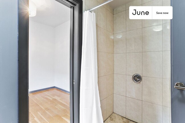 Building Photo - 161 W 120th St