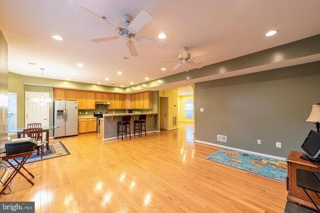 Primary Photo - 44159 Azalea Ct