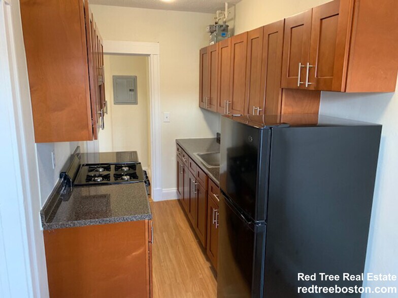 Building Photo - 1171 Boylston St