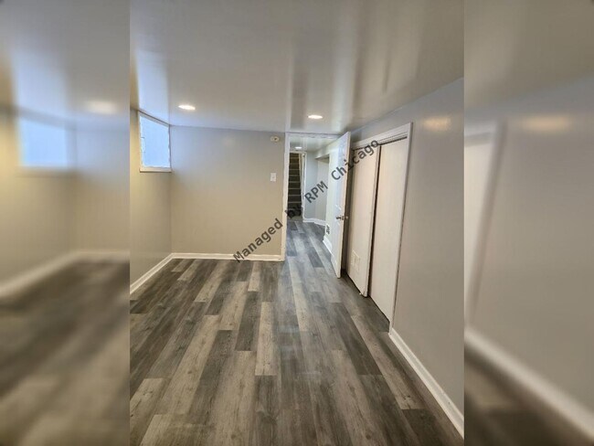 Building Photo - 3240 W 64th Pl