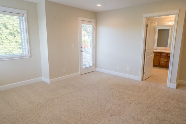 Building Photo - 4Bd/3.5Ba Seattle House