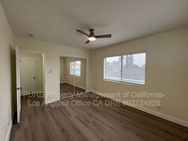 Building Photo - 4212 W 64th St