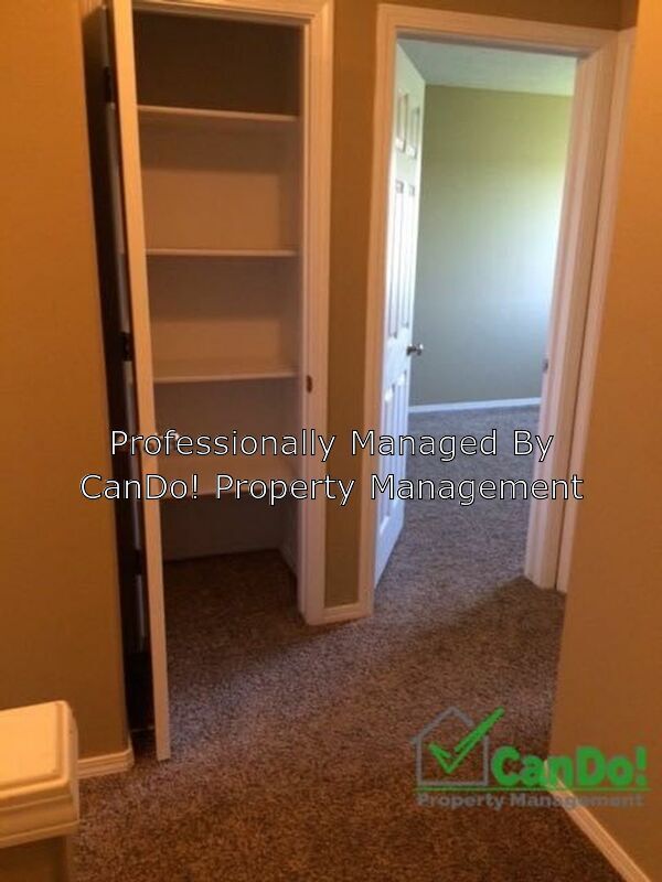 Building Photo - 165 Opal Ct
