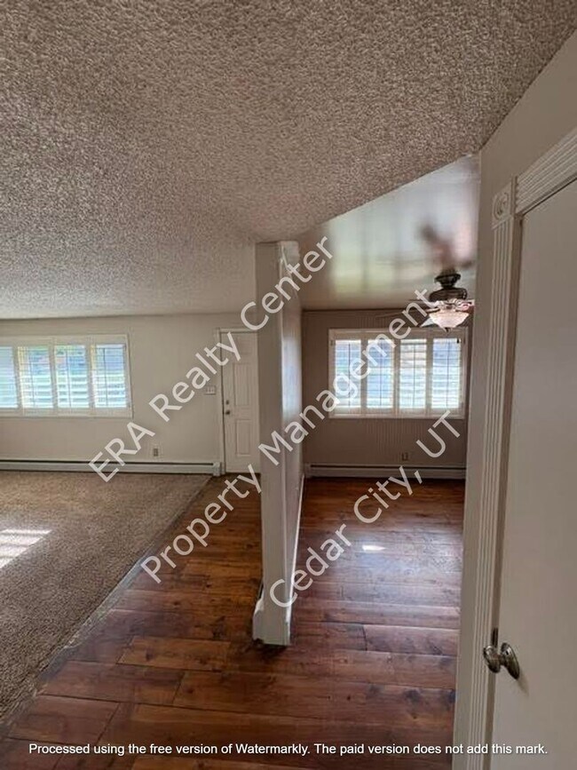 Building Photo - Move-In Bonus!!!! 2 bed - 1 bath in the Heart of Cedar City