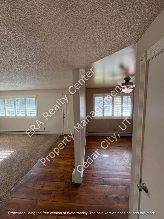 Building Photo - Move-In Discount!!!! 2 bed - 1 bath in the Heart of Cedar City