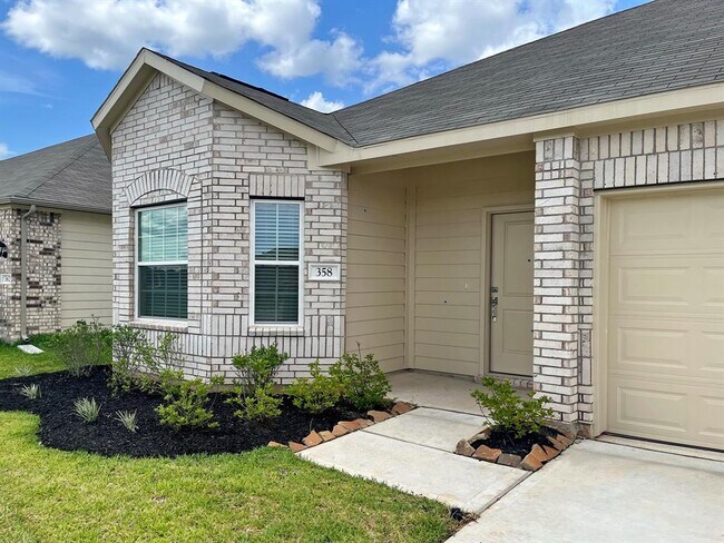 Building Photo - 358 Shoreview Dr