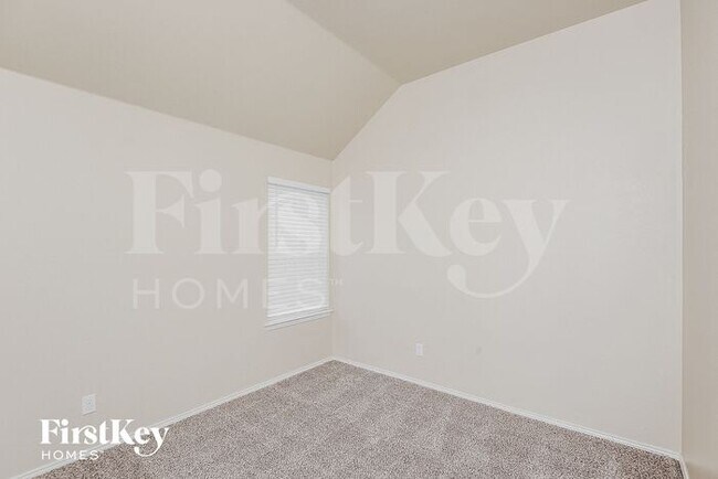 Building Photo - 5121 Meandering Creek Ct