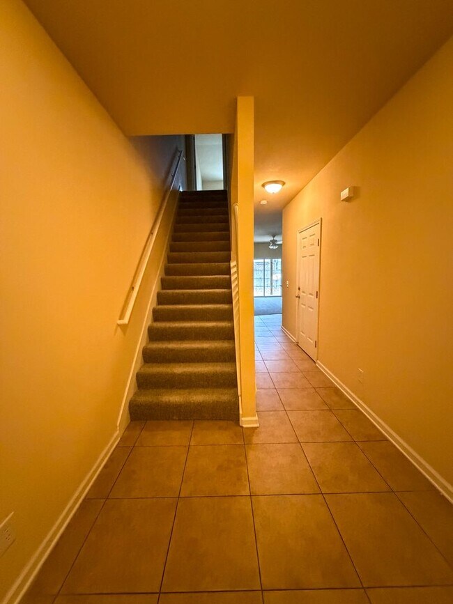 Building Photo - 150 Iron Horse Dr E