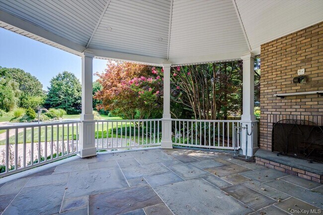 Building Photo - 12 Glenridge Ln