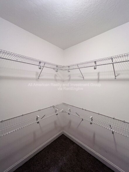 Building Photo - 598 Emerald Ln