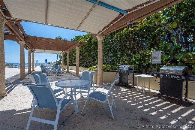 Building Photo - 3475 S Ocean Blvd