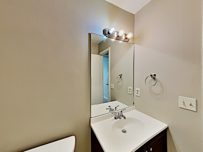 Building Photo - 6305 Beaver Creek Trail