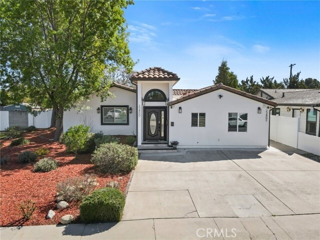 Primary Photo - 23800 Mobile St
