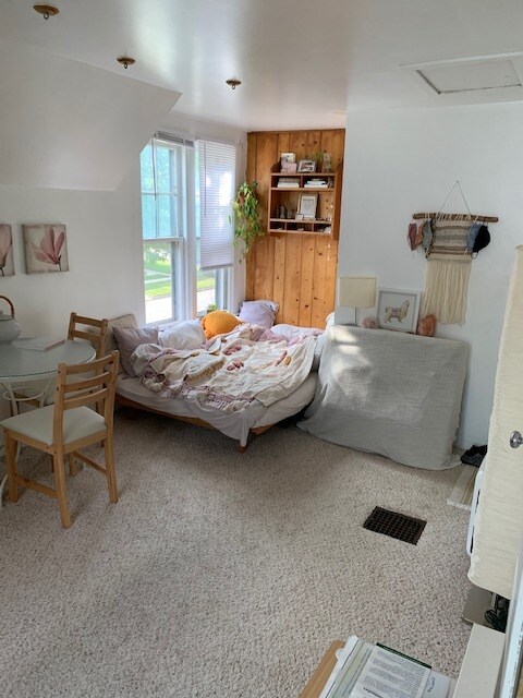 Interior Unit 2 - 406 N Hamilton St