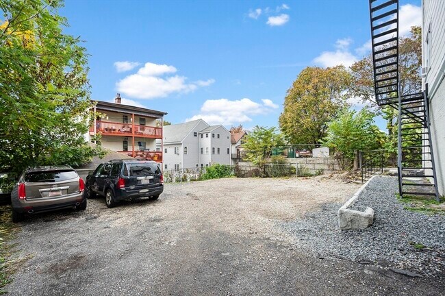 Building Photo - 276 Washington Ave