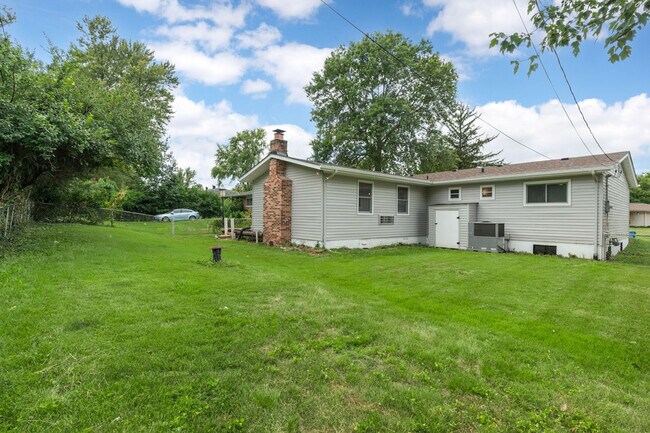 Building Photo - 11814 Flushing Dr