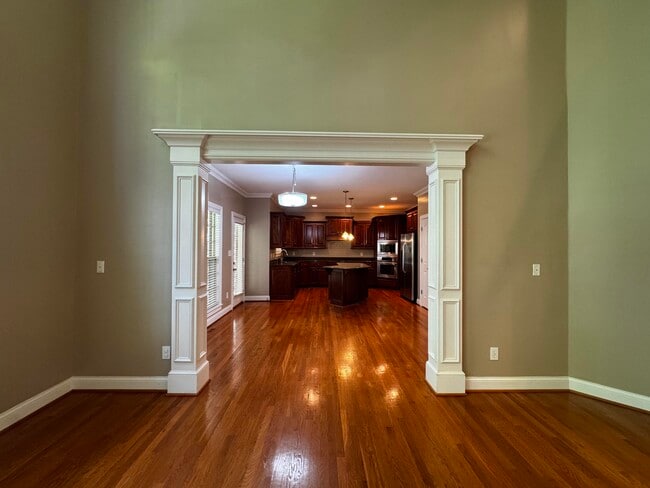 Building Photo - 3120 Hemingway Ln