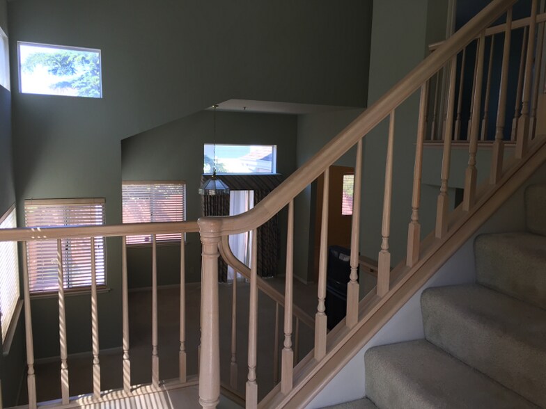 Building Photo - 174 Linda Vista Dr