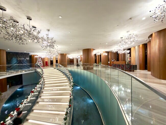 Building Photo - 488 NE 18th St