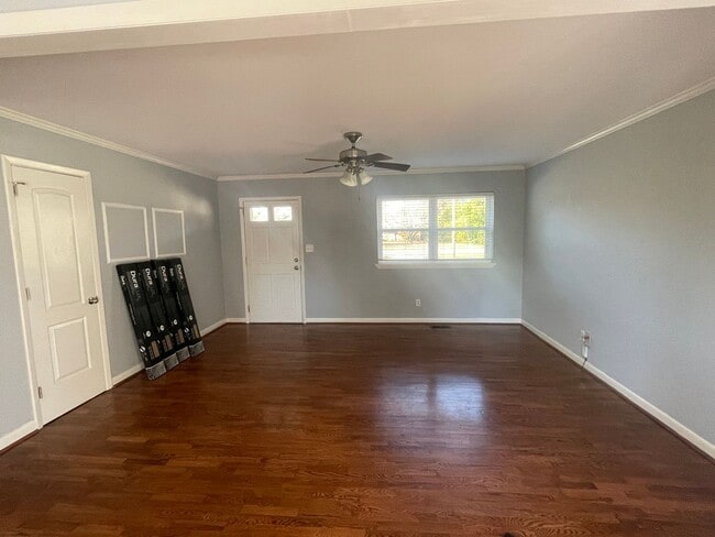 Building Photo - Home Located in Central Wilmington