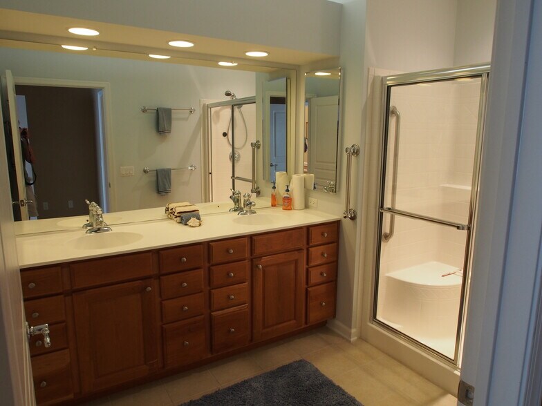 Building Photo - 3412 Warrens Way