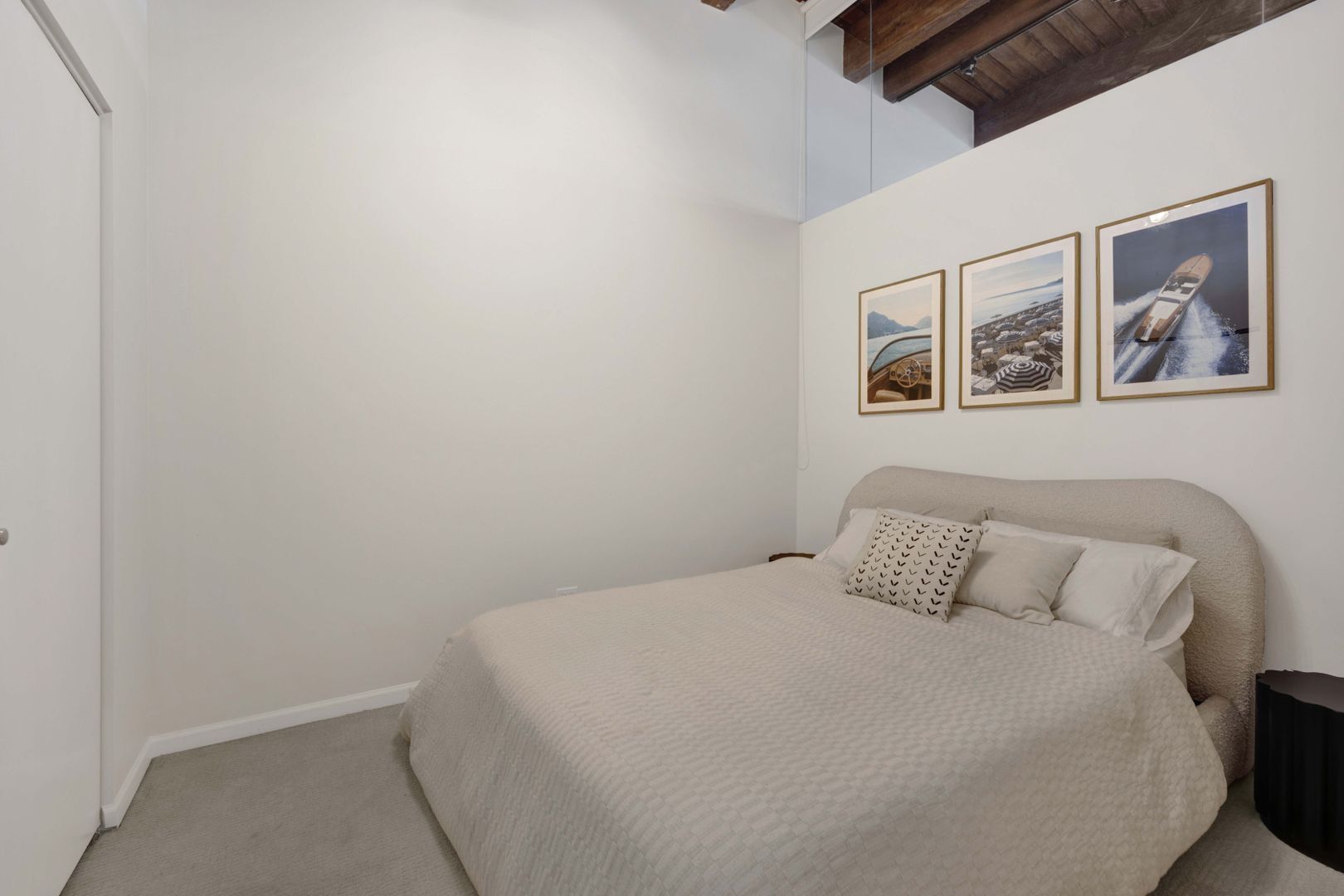 Building Photo - 525 W Superior St