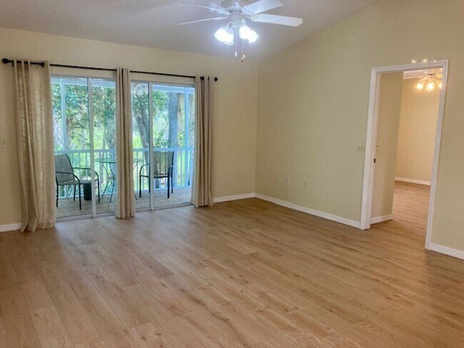 Building Photo - 11246 W Freshwater Path