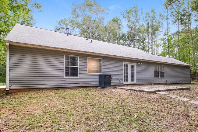 Building Photo - 235 Riverbrooke Terrace