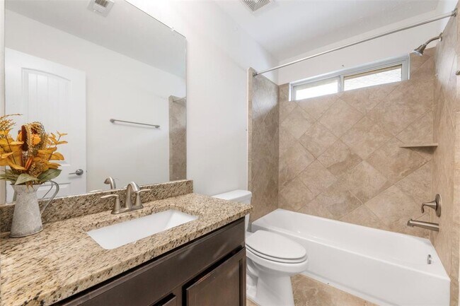 Building Photo - 3646 Aldridge Dr