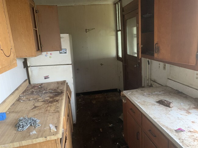 Building Photo - 3 br, 1 bath House - 818 Crawford Avenue